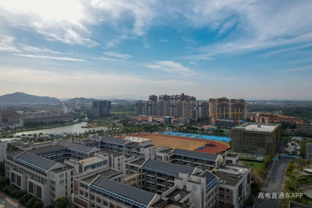 校园风光.jpg