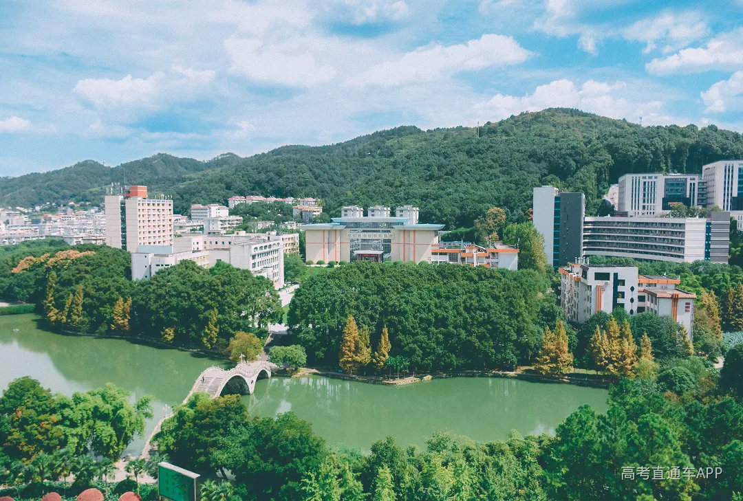 砂子坳校区全景图.jpg